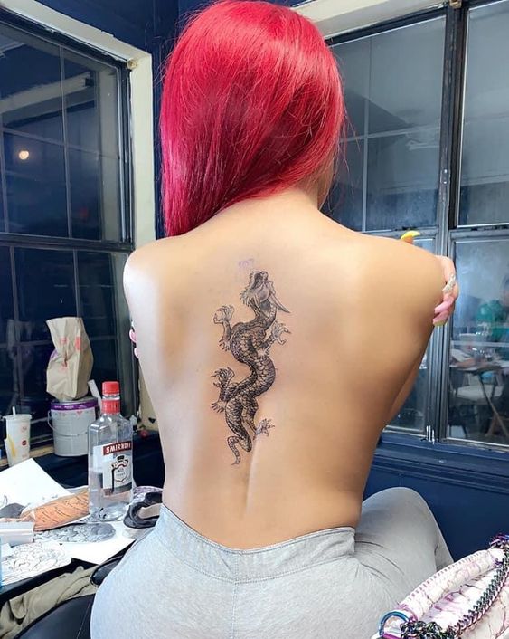 Women's Feminine Spine Tattoos - baddie women's feminine spine tattoos