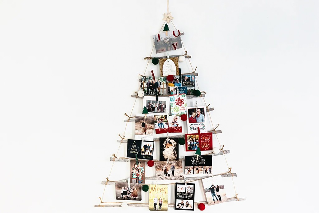 DIY a Christmas Card Tree