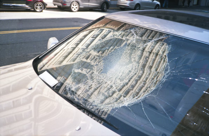 How to Handle Health-Damaging Car Crashes? 6 Tips From a Lawyer
