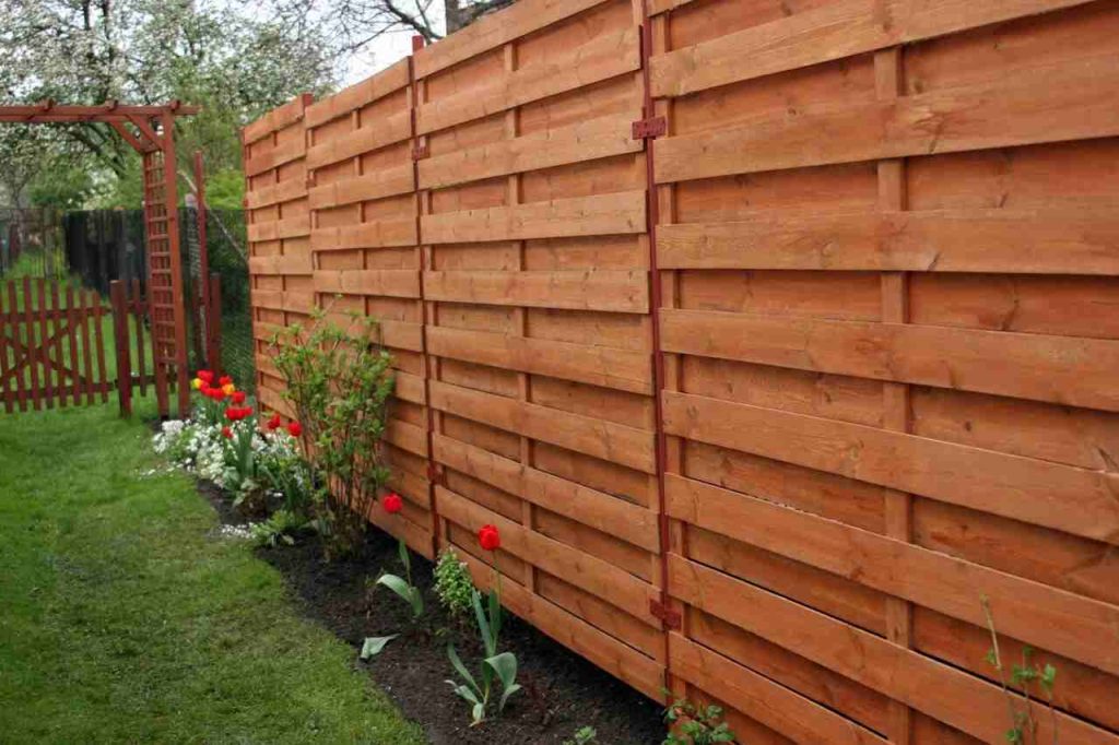 5 Wood Fence Styles That Are Great for Your Home - types of wood privacy fence styles