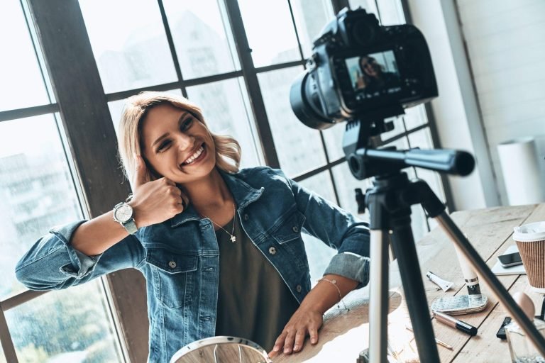 4 Must-Have Qualities for Success in Influencer Marketing Jobs