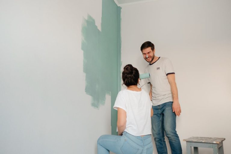 The Top Trends in Apartment Painting for 2024