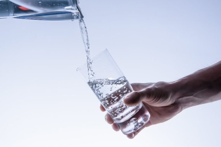 Distilled vs Purified Water: Which is Best for a Small Child? Distilled vs Purified Water
