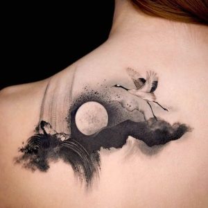 Attractive Back Shoulder Tattoos for Women’s - classy shoulder tattoos female