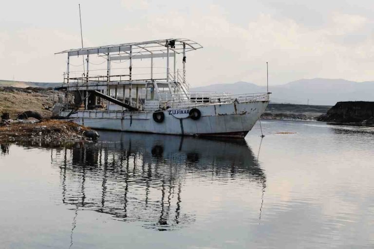 The 3 Biggest Benefits Of Using Solar Panels On A Boat 7 advantages of solar energy