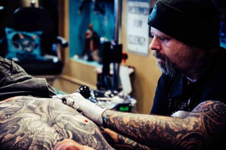 how to become a tattoo artist in california