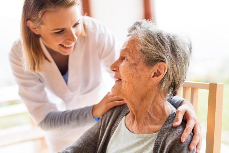 The Role of Staff in Residential Assisted Living: What to Expect residential assisted living