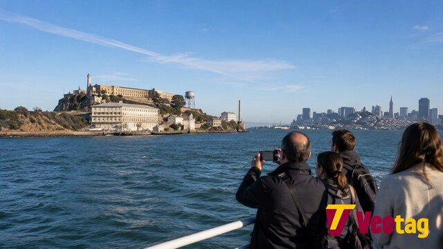 Alcatraz Island ferry approaching the historic prison in San Francisco Bay